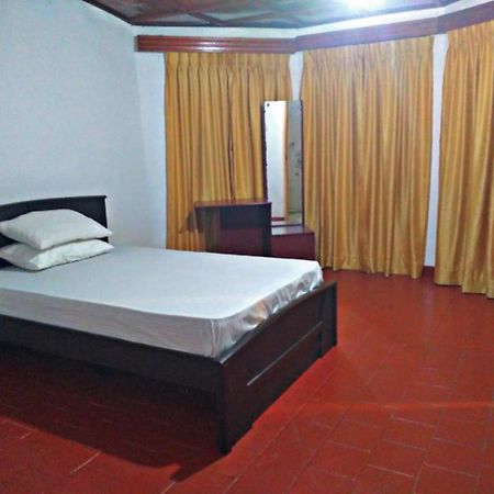 Diyaluma Falls Inn Koslanda Exterior photo