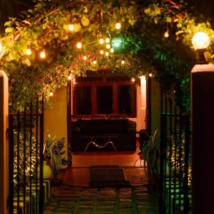 Diyaluma Falls Inn Koslanda Exterior photo
